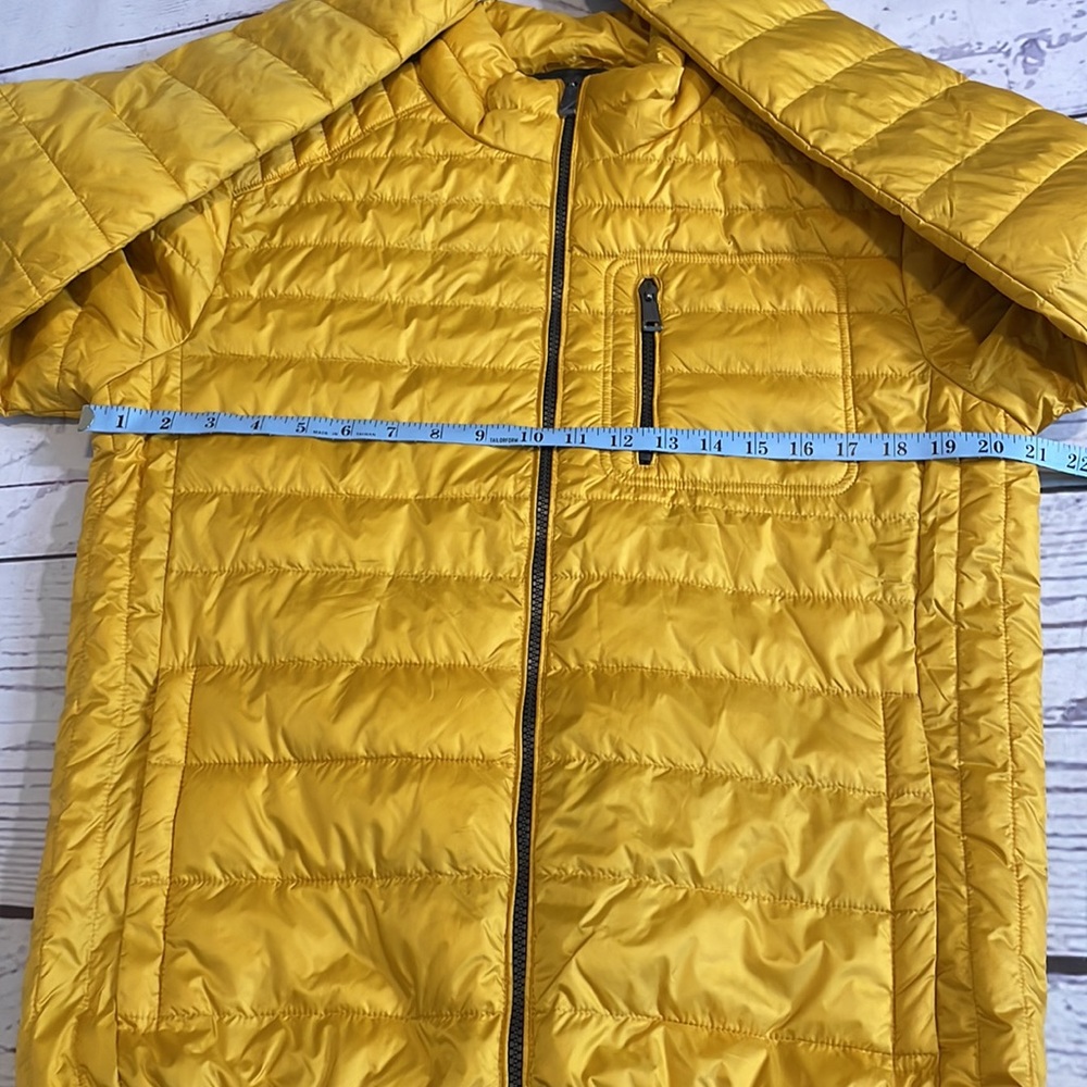 NWT Men’s Guess Puffer Jacket Size S - Picture 7 of 10